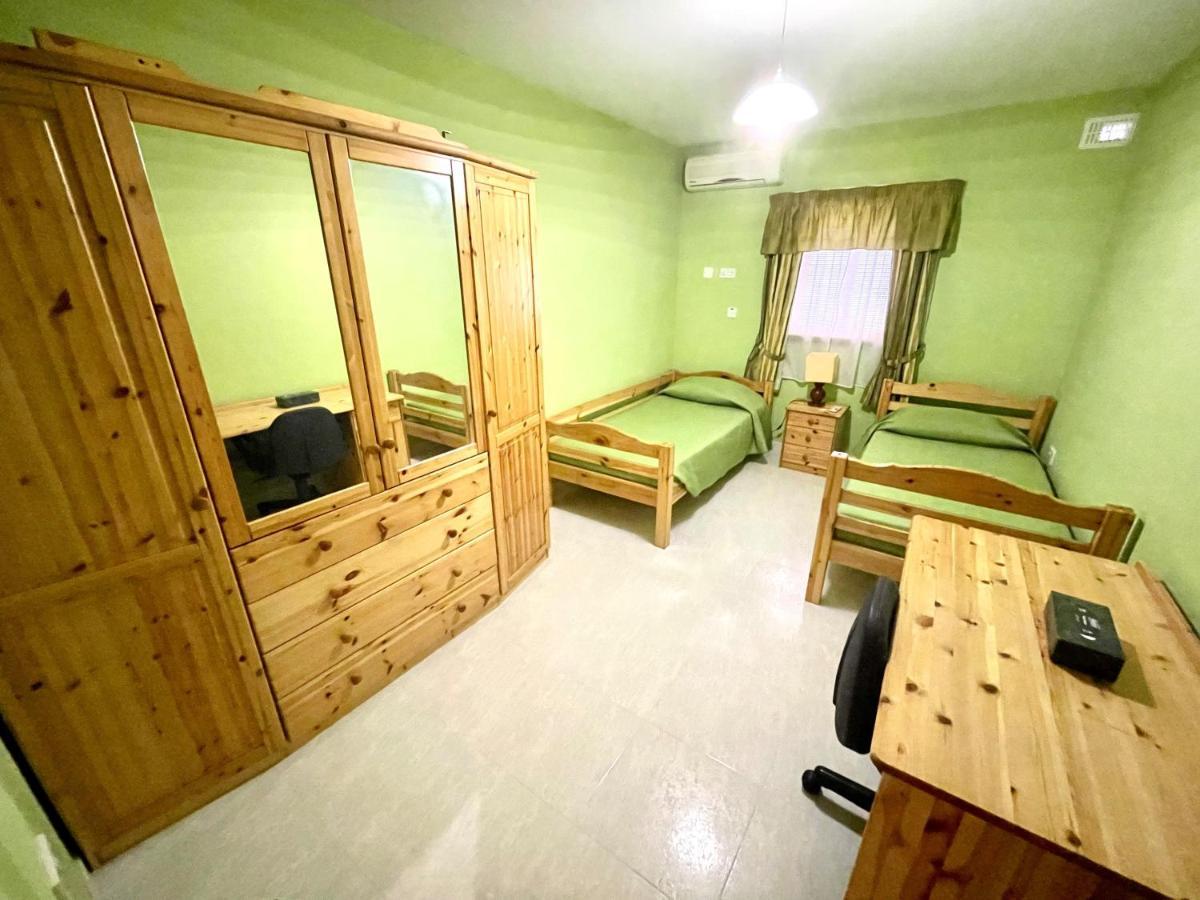 Regent Court - 3 Bedroom Apartment Within Walking Distance From Seafront 圣保罗湾城 外观 照片