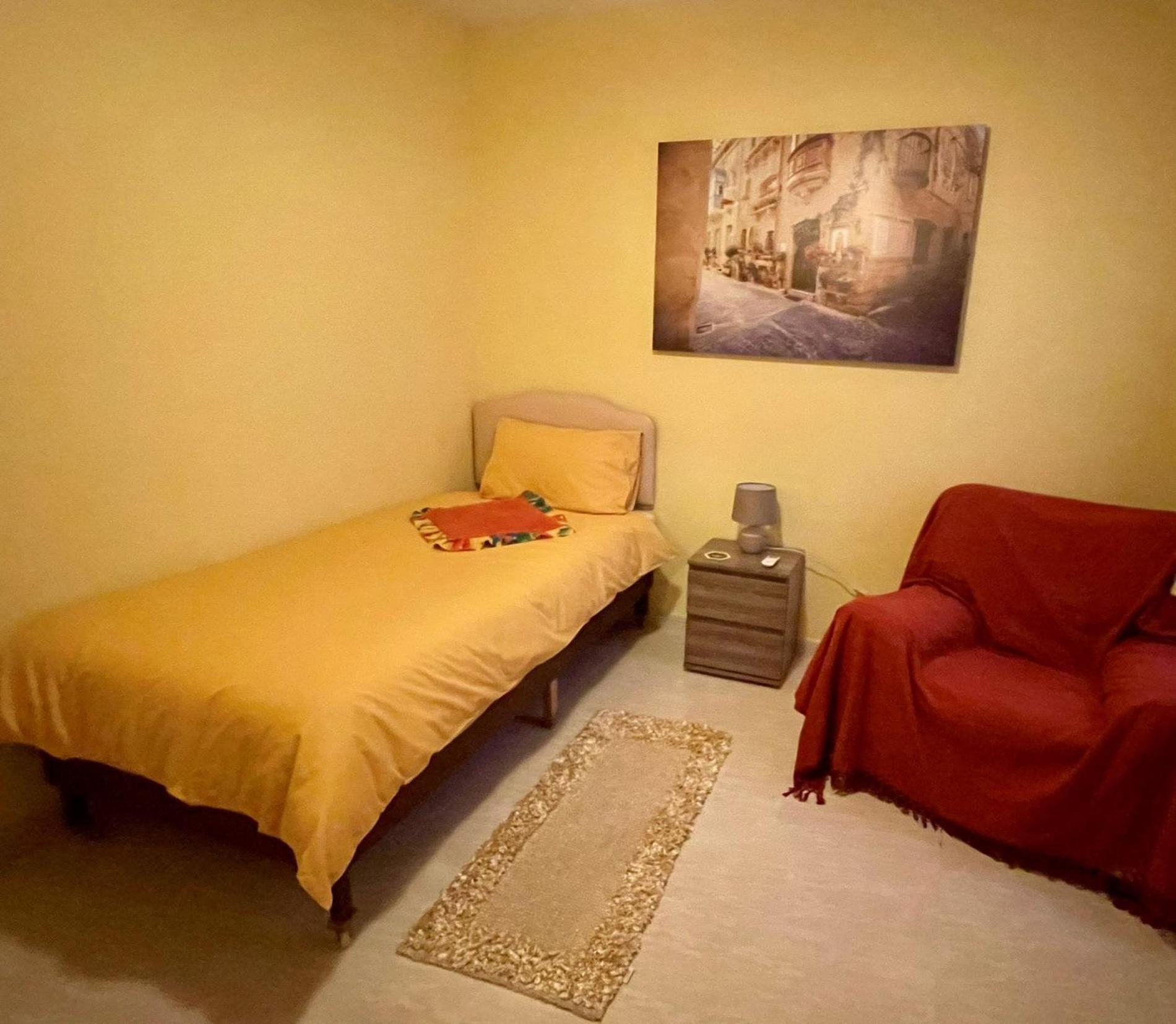 Regent Court - 3 Bedroom Apartment Within Walking Distance From Seafront 圣保罗湾城 外观 照片