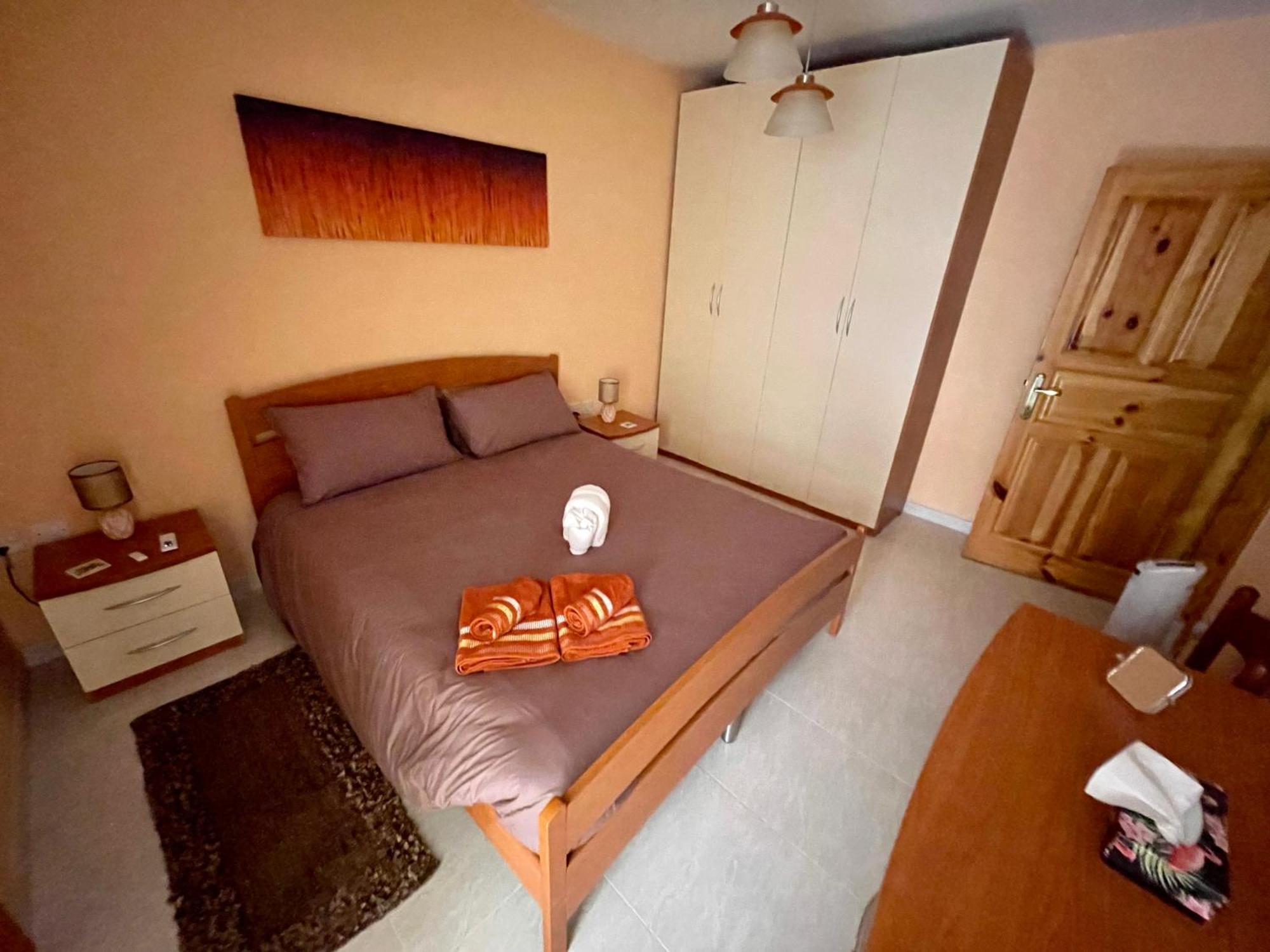 Regent Court - 3 Bedroom Apartment Within Walking Distance From Seafront 圣保罗湾城 外观 照片
