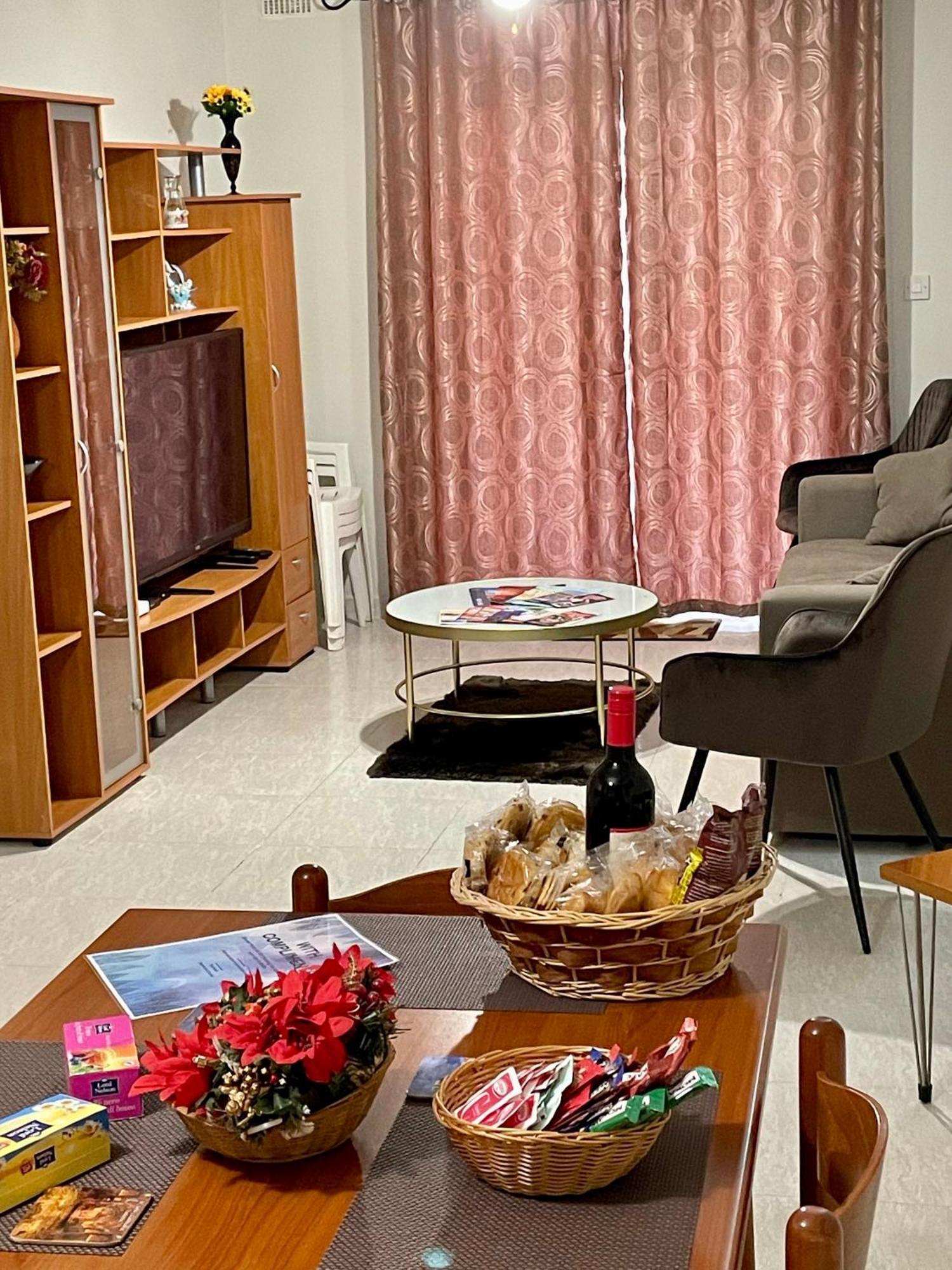 Regent Court - 3 Bedroom Apartment Within Walking Distance From Seafront 圣保罗湾城 外观 照片