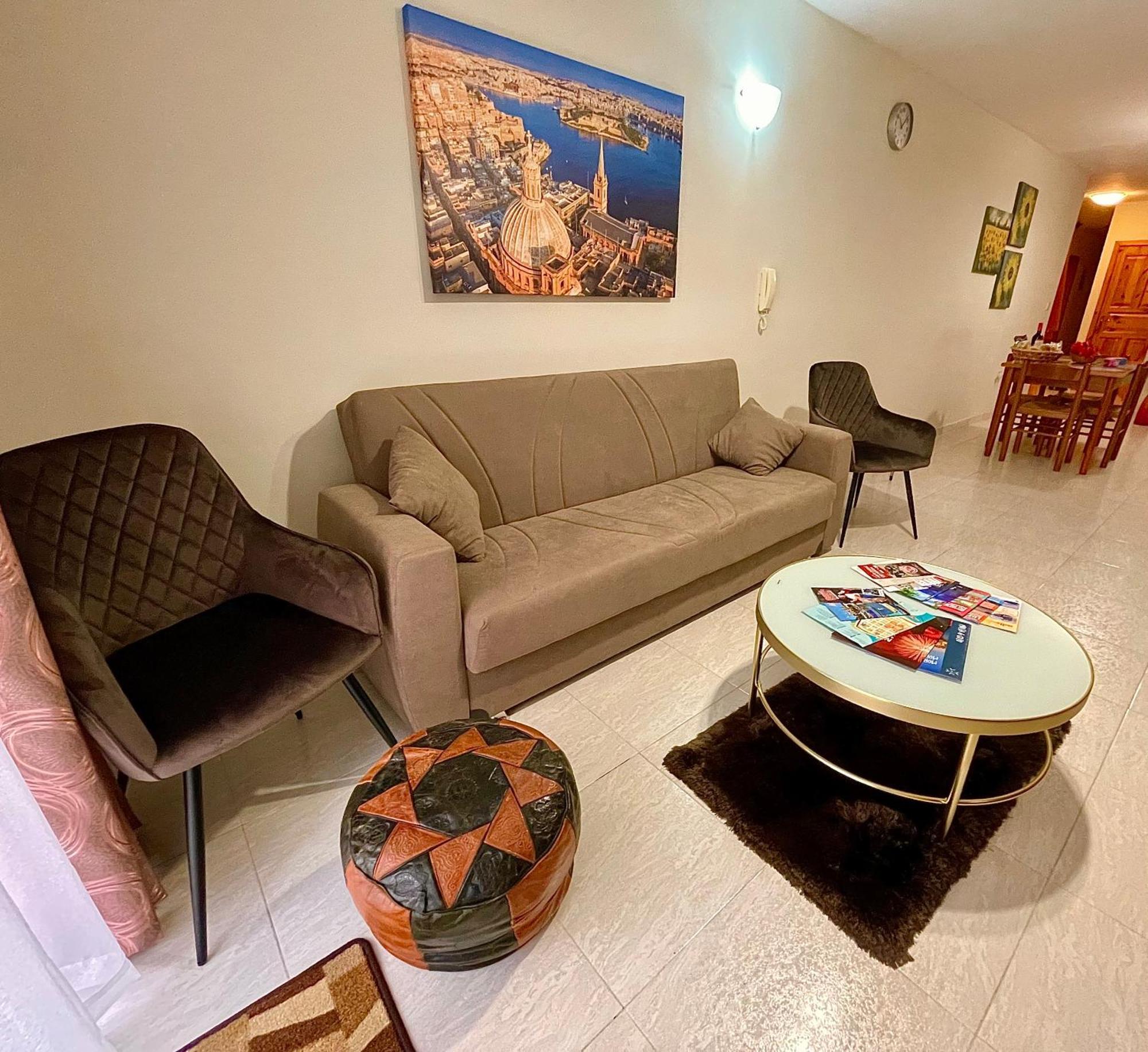 Regent Court - 3 Bedroom Apartment Within Walking Distance From Seafront 圣保罗湾城 外观 照片