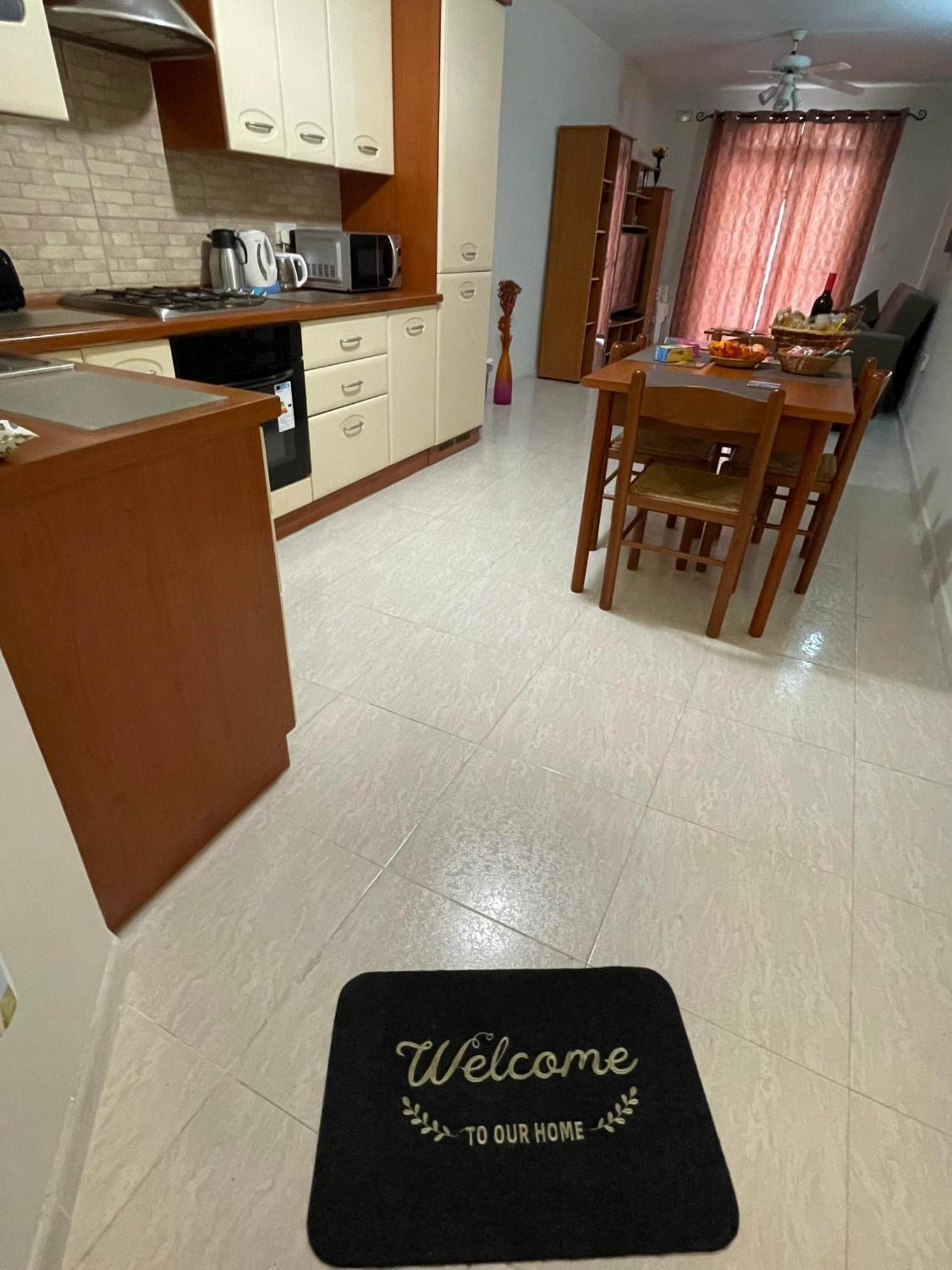 Regent Court - 3 Bedroom Apartment Within Walking Distance From Seafront 圣保罗湾城 外观 照片