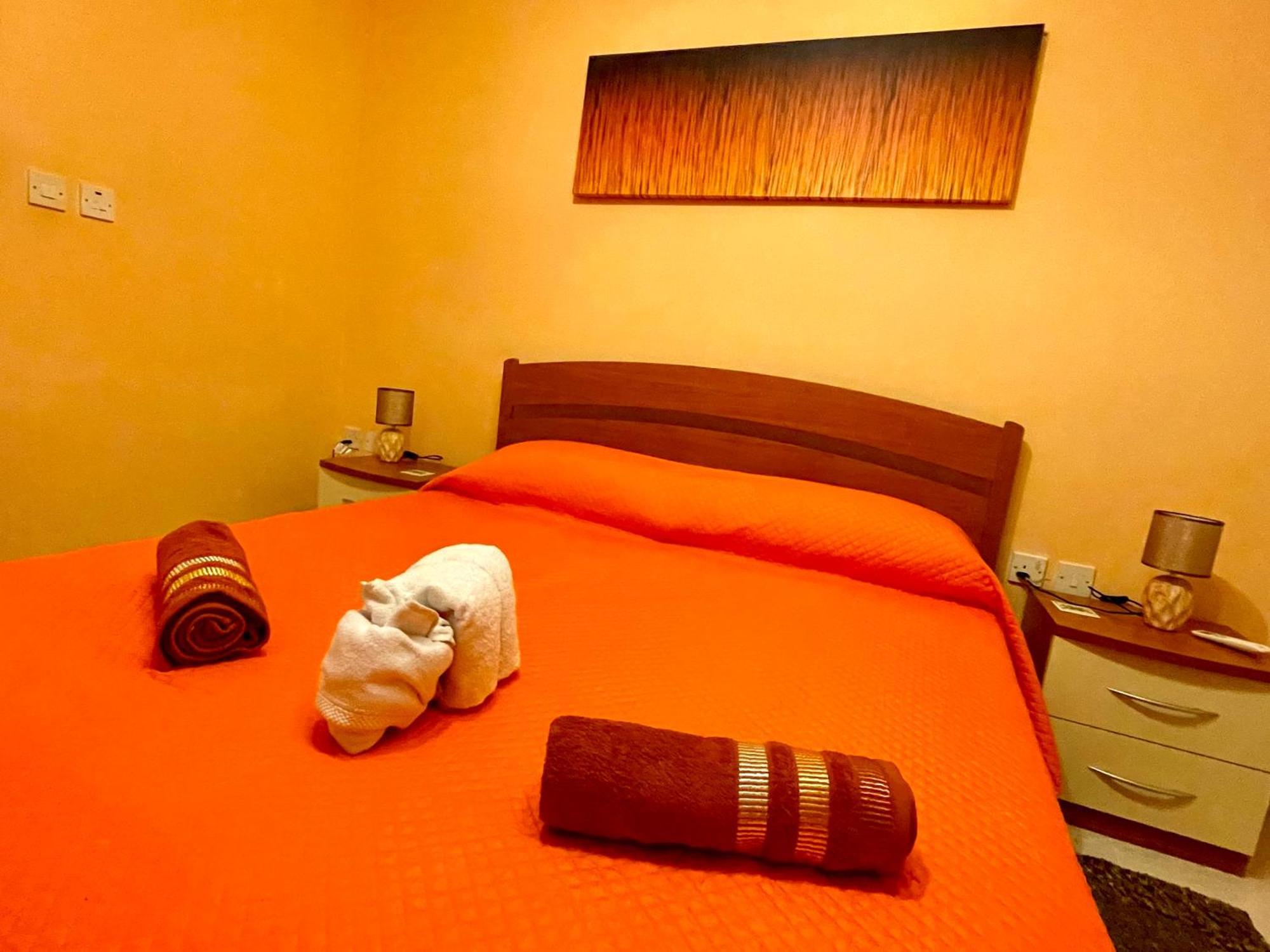 Regent Court - 3 Bedroom Apartment Within Walking Distance From Seafront 圣保罗湾城 外观 照片
